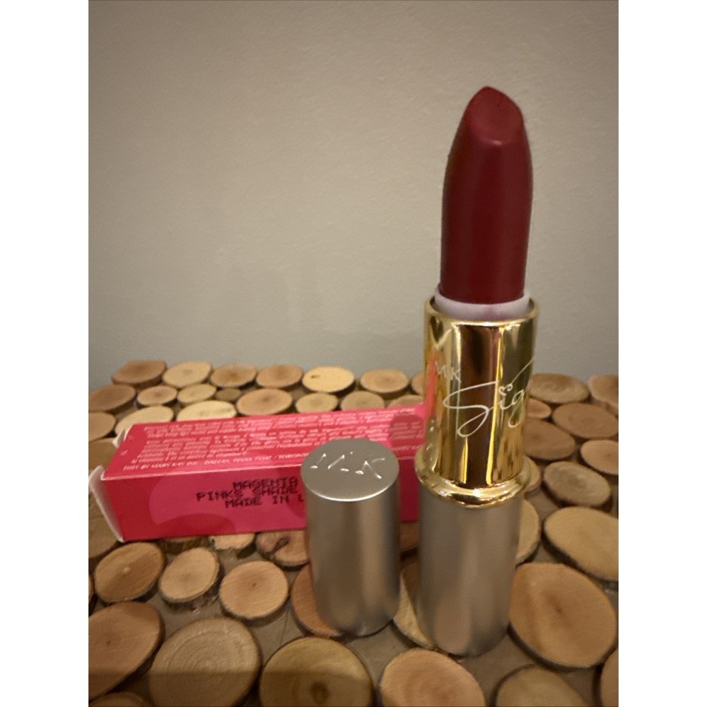 Mary Kay Signature Crème Lipstick *Magenta* BNIB FULL SIZE AUTHENTIC